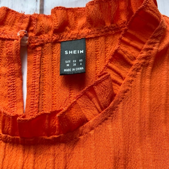 Colorblock Top - Picture 2 of 3